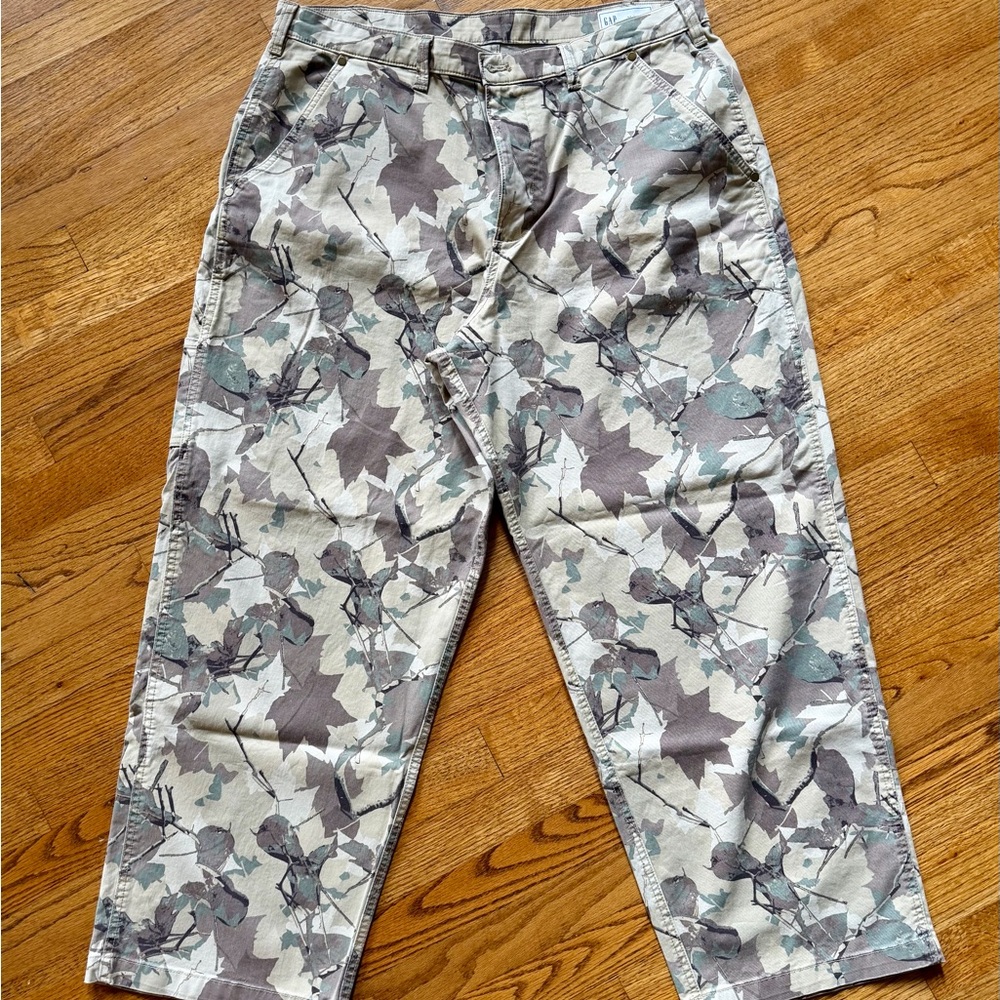 Gap Men's Baggy Twill Camouflage Utility Pants